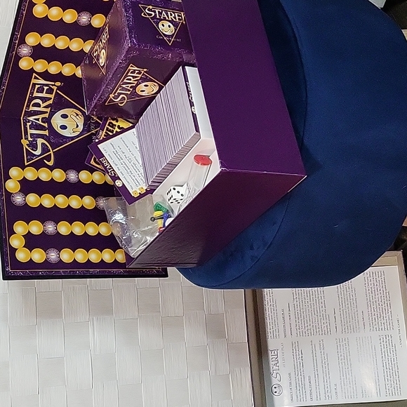 STARE! *Vintage* 1989 Party Board Game - Picture 6 of 6